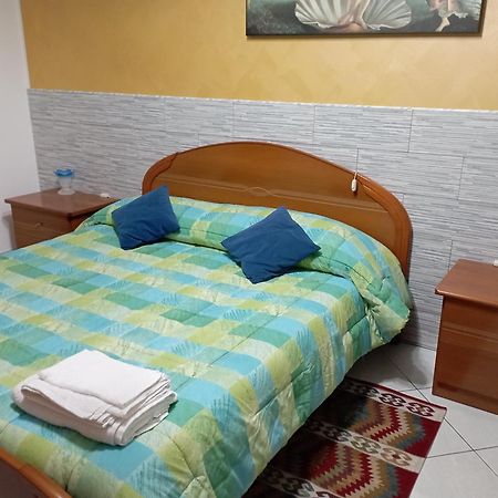 B&B I Tre Ulivi Morro d'Oro Exterior photo