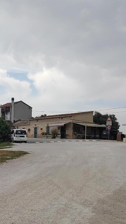 B&B I Tre Ulivi Morro d'Oro Exterior photo